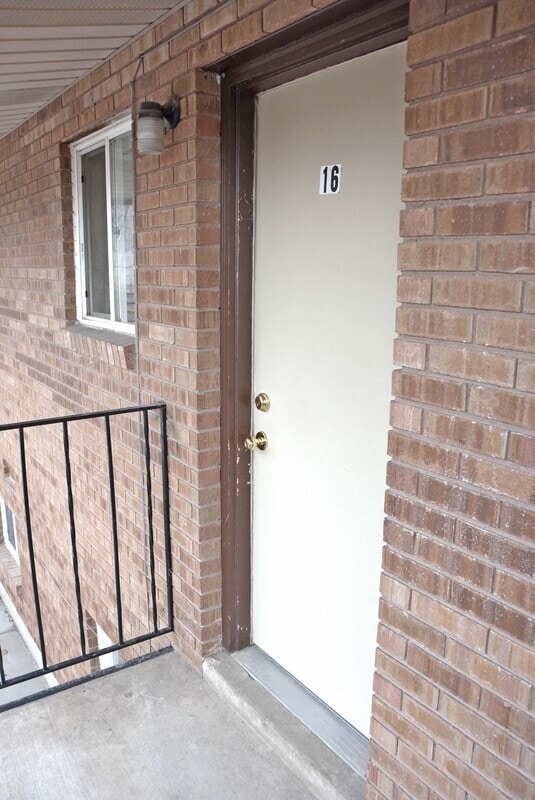 Building Photo - 1127 E 960 S