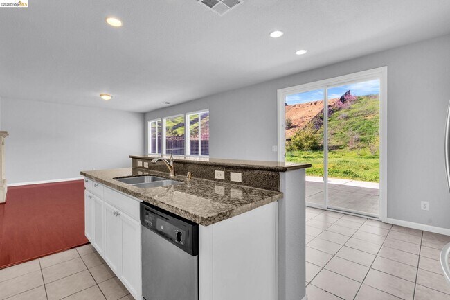 Building Photo - 3582 Mallard Way