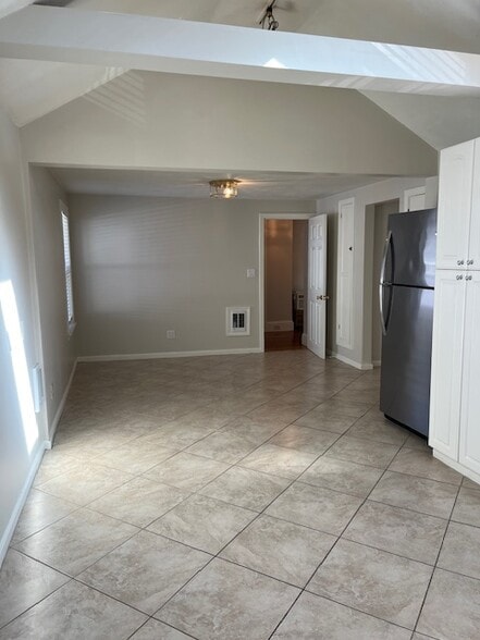 Kitchen comb living room area - 29 Locust St