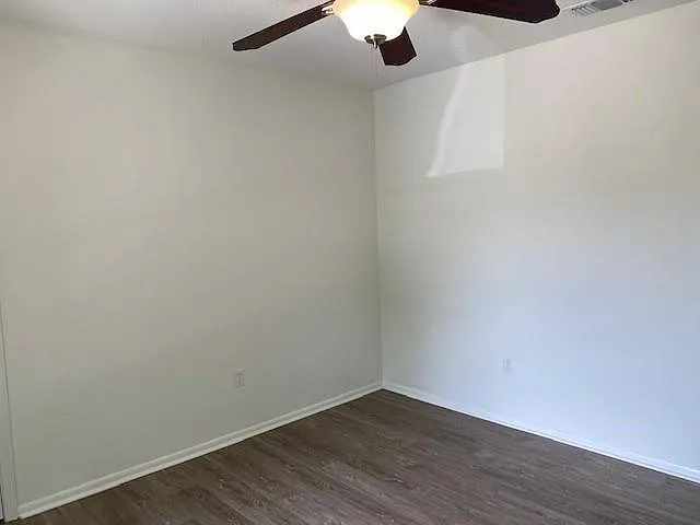 Building Photo - 312 Parkview Blvd