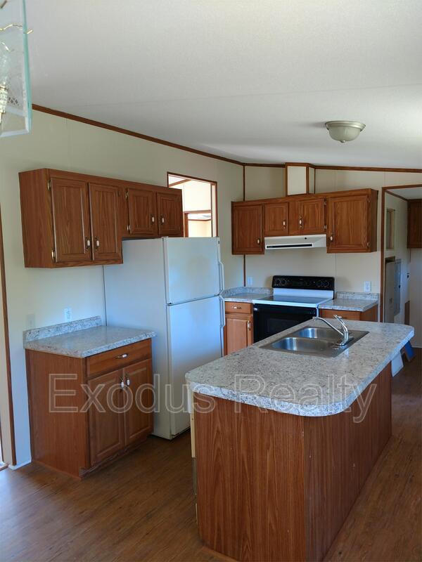 Building Photo - 45 Castle Wood