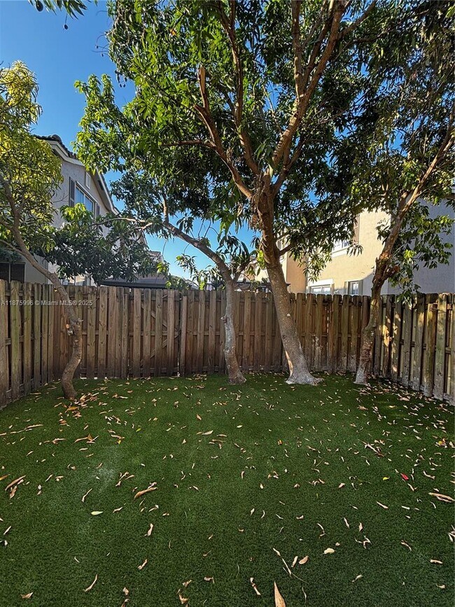 Building Photo - 15345 SW 119th Ln