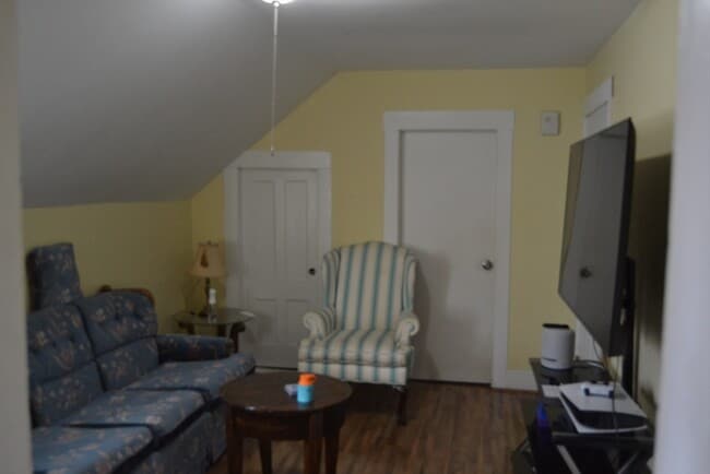 Building Photo - 32 Wamesit St