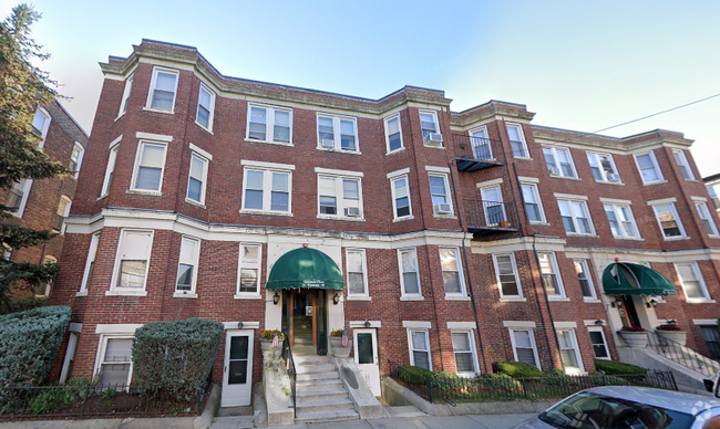Building Photo - 5 Barrows St