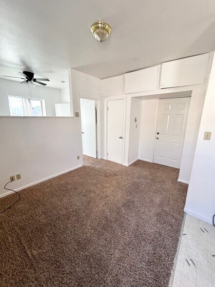 unit #5: Front Door-Living Area - 454 S 500 E