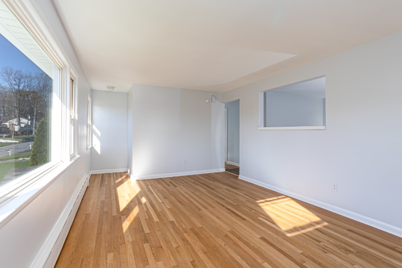Building Photo - 272 Hunyadi Ave