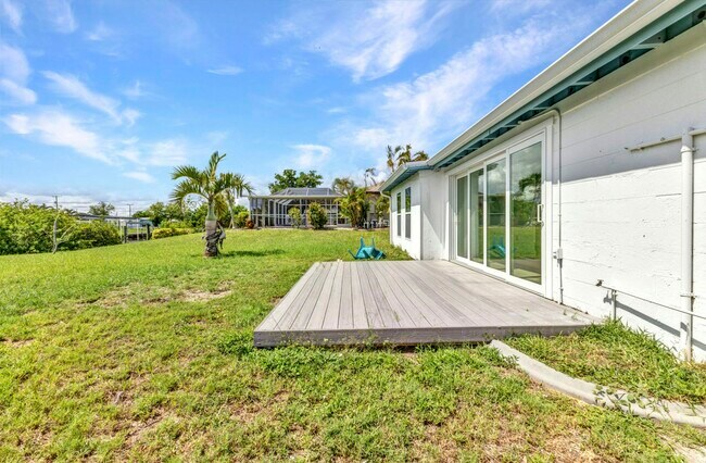 Building Photo - 501 Palmetto Dr