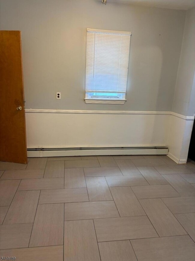 Building Photo - 74 Jefferson Pl