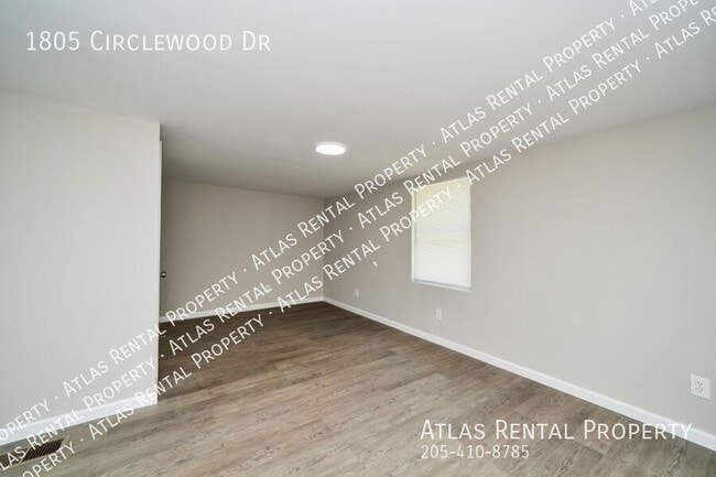 Building Photo - 1805 Circlewood Dr