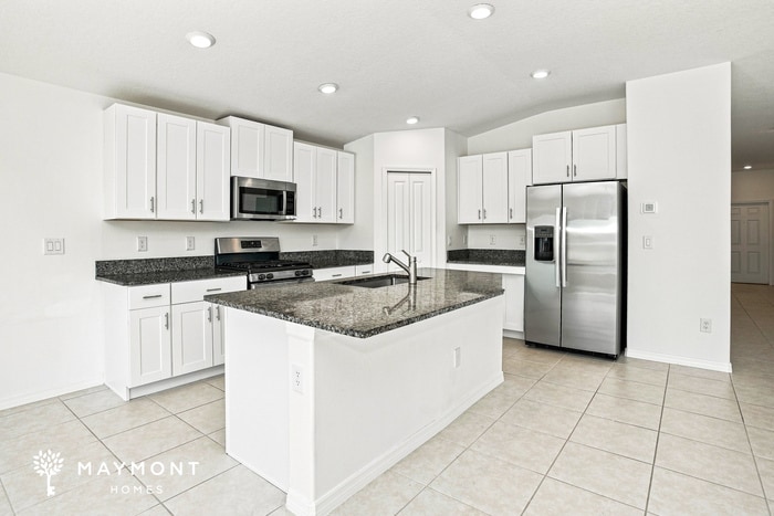 Building Photo - 4235 84th Ct E