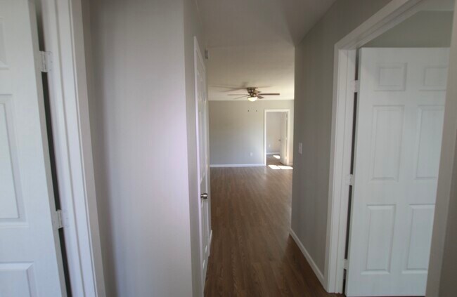 Building Photo - 4525 Old Dallas Rd