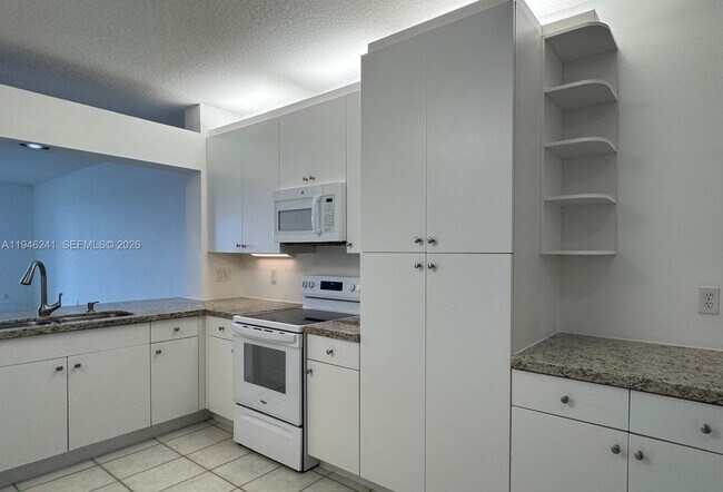 Building Photo - 10730 NW 66th St