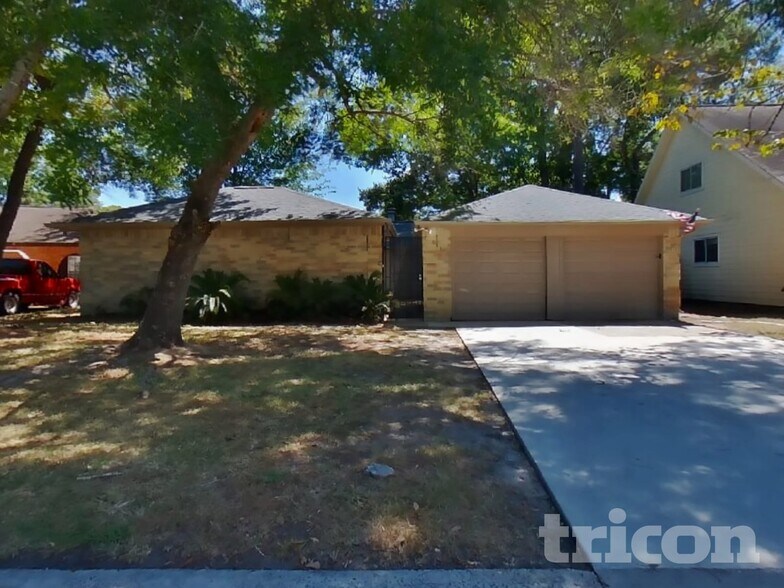 Building Photo - 17526 Jolly Boat Dr