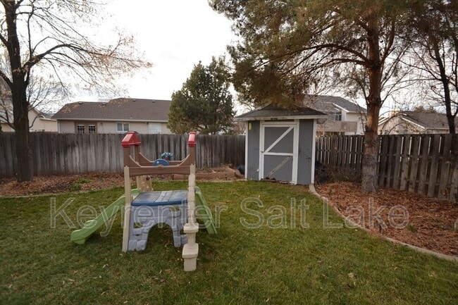 Building Photo - 8048 Peregrine Pl