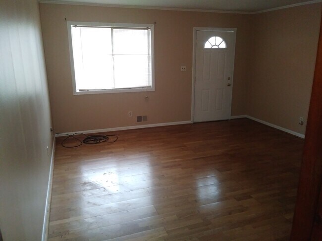 Building Photo - 671 Georgia Ave