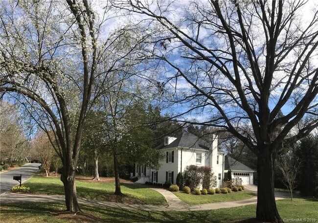 Building Photo - 2127 Edenton Rd