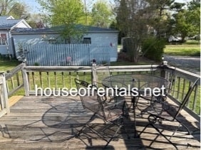 Building Photo - 502 Onley St