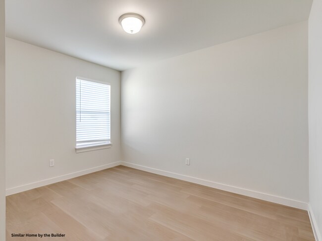 Building Photo - 1608 Highland Loop,