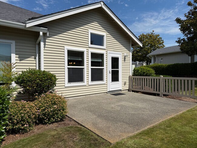 Building Photo - 2514 85th Dr NE