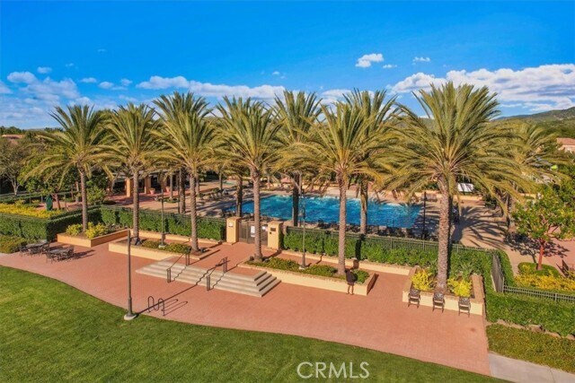 Building Photo - 71 Weston