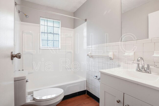 Building Photo - 12513 E Orell Rd