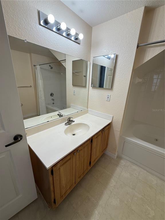 Building Photo - 4010 San Gallo Dr