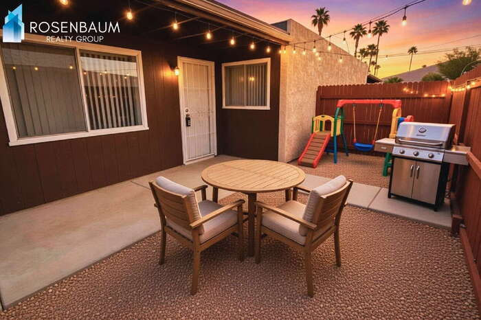 Building Photo - 2625 N Alvernon Way