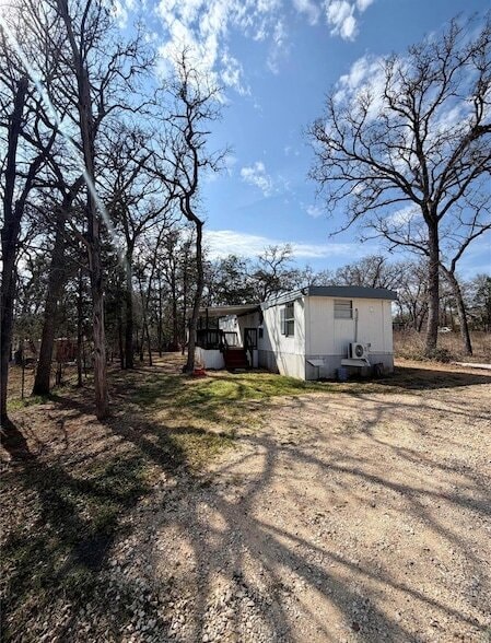 Building Photo - 109 Seminole Dr