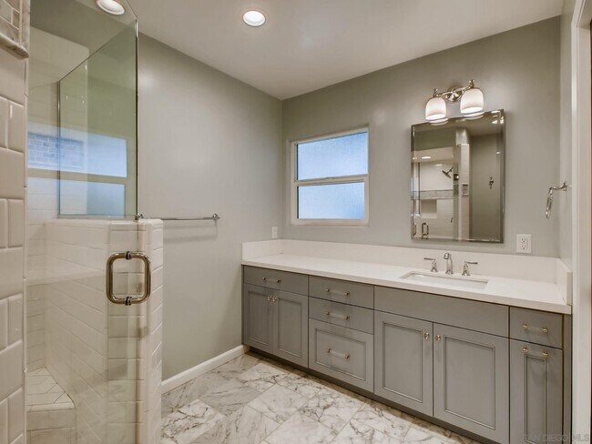 Building Photo - 4655 Castelar St