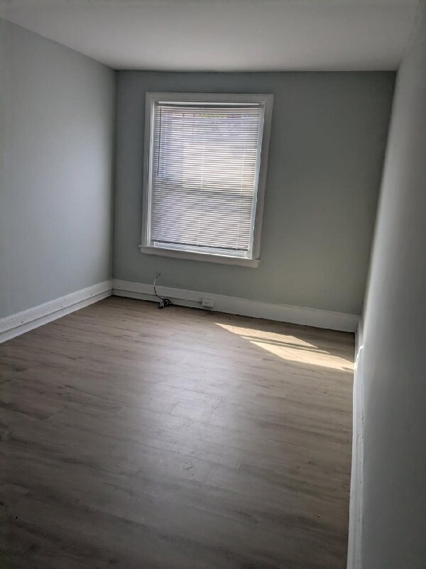 Building Photo - 4121 Poplar St