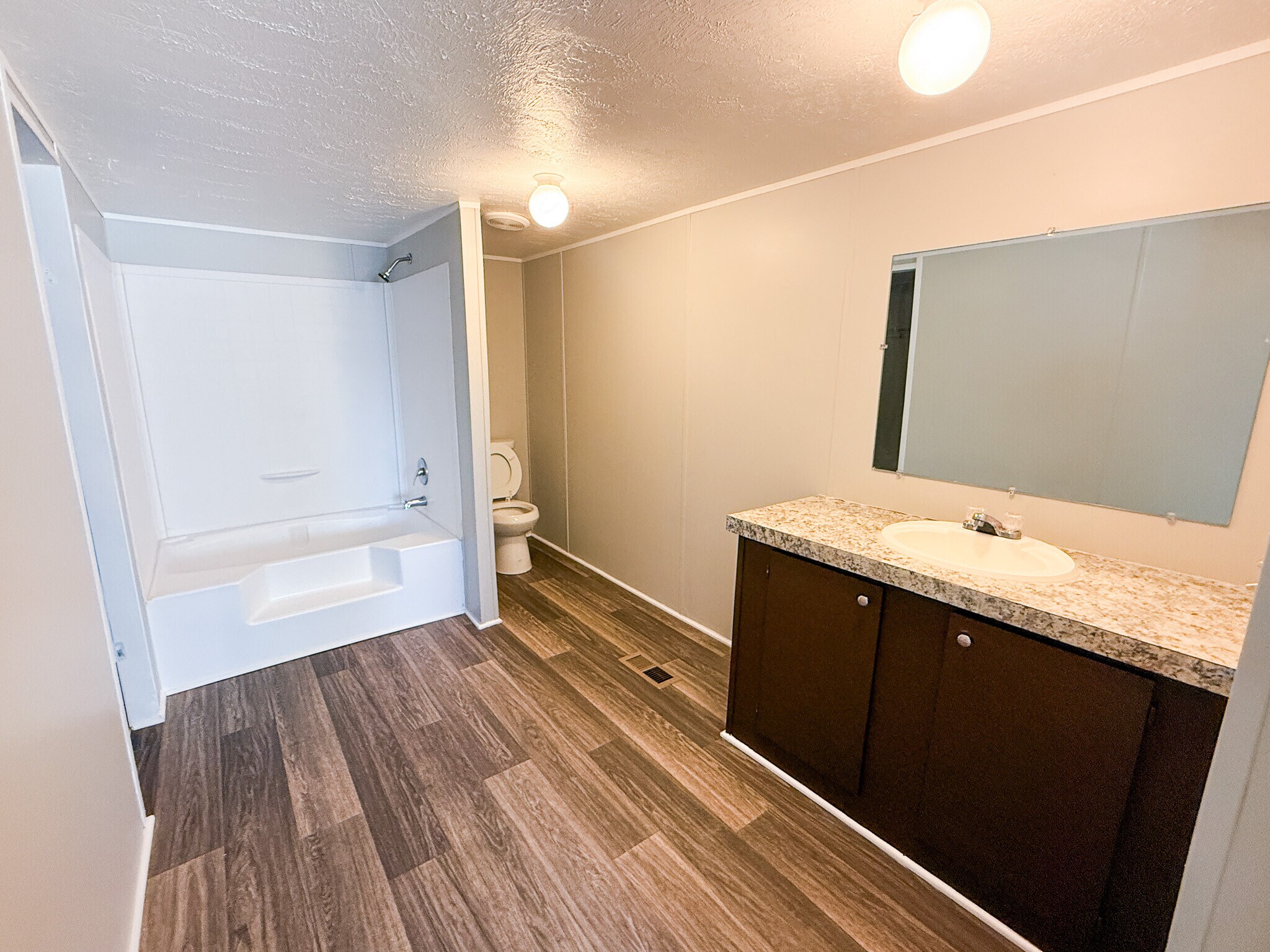 Building Photo - 120 Parma Ct