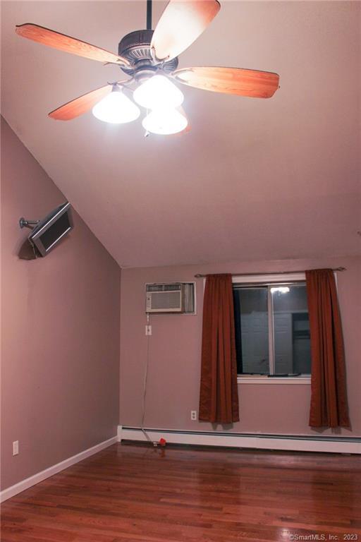 Building Photo - 60 Old Town Rd