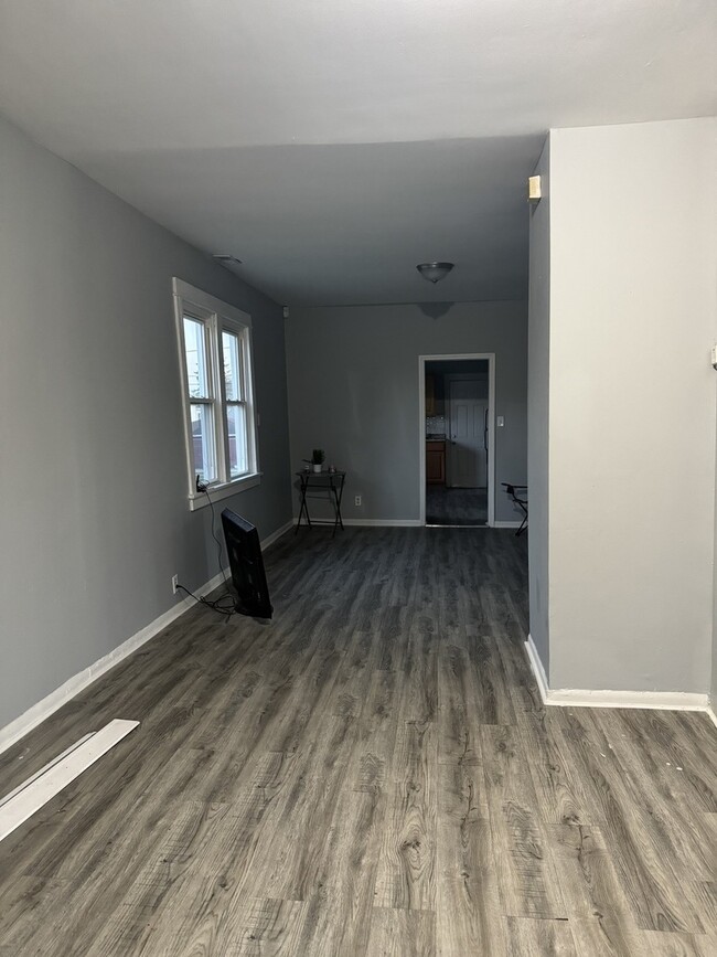 Building Photo - 229 155th St