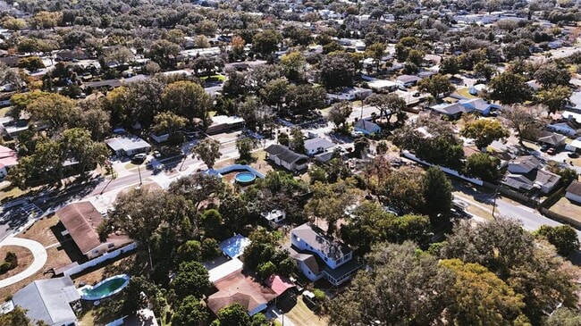 Building Photo - 2317 Harris St