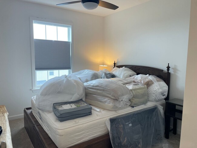 Building Photo - Luxury New Construction Townhome in Lime S...