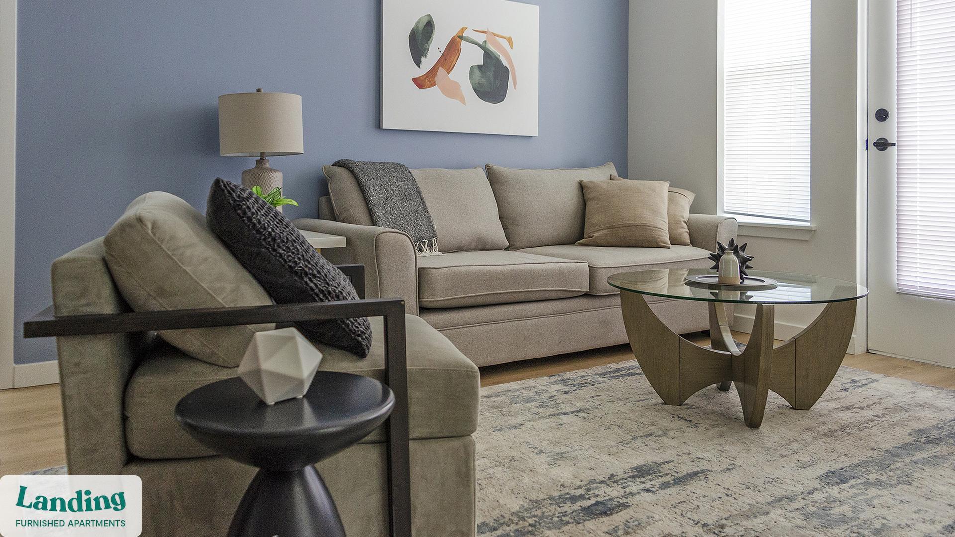 Building Photo - 650 N Main St