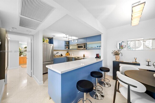 Building Photo - 2301 Collins Ave