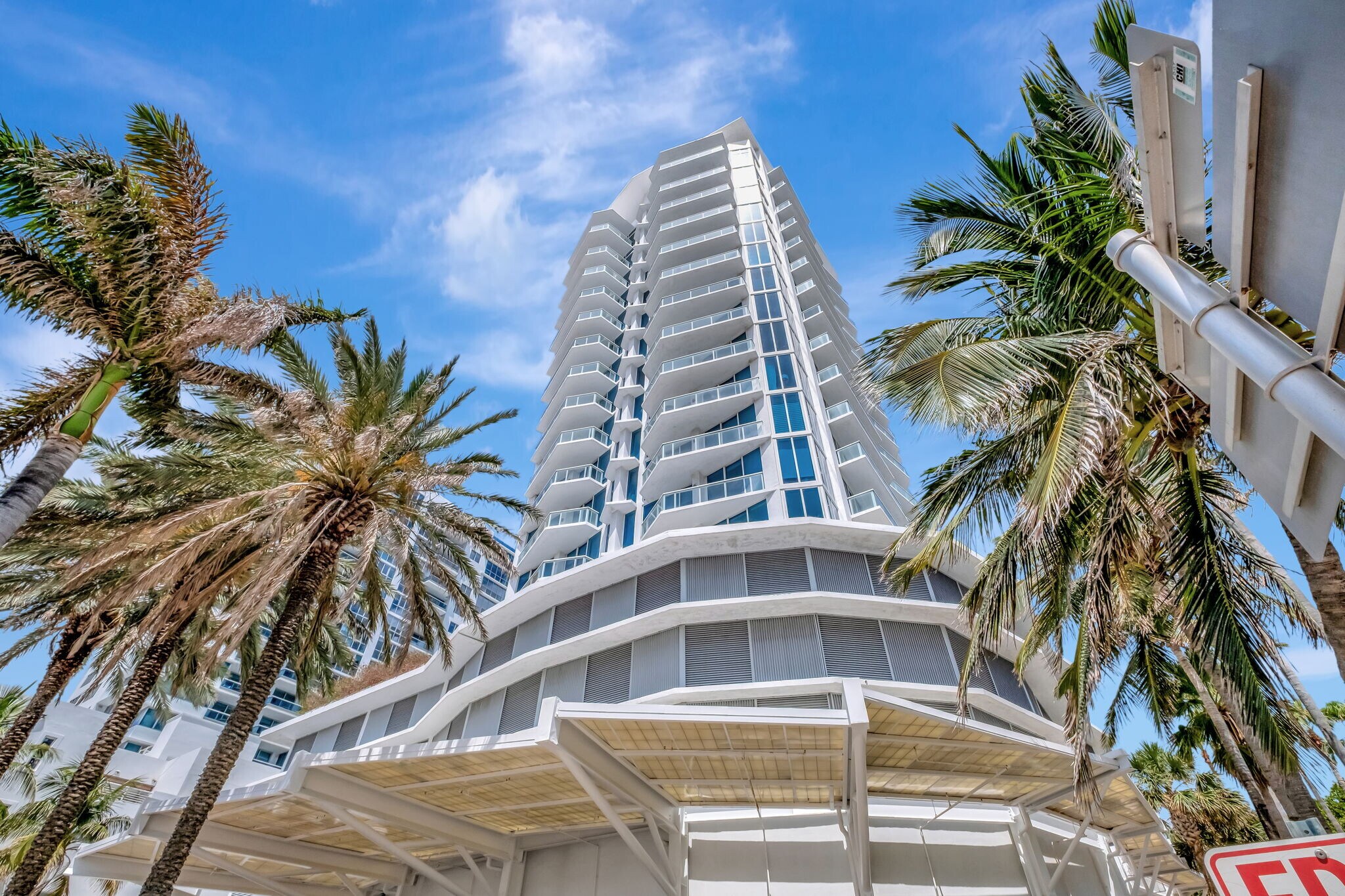 Building Photo - 6515 Collins Ave