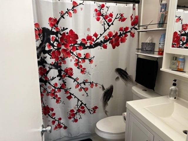 Bathroom - 4545 Collwood Blvd