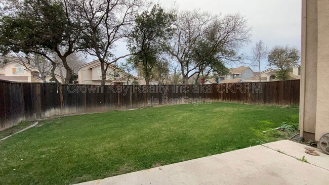 Building Photo - 371 Jaeger St