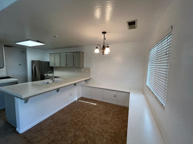 Building Photo - What are you waiting for?