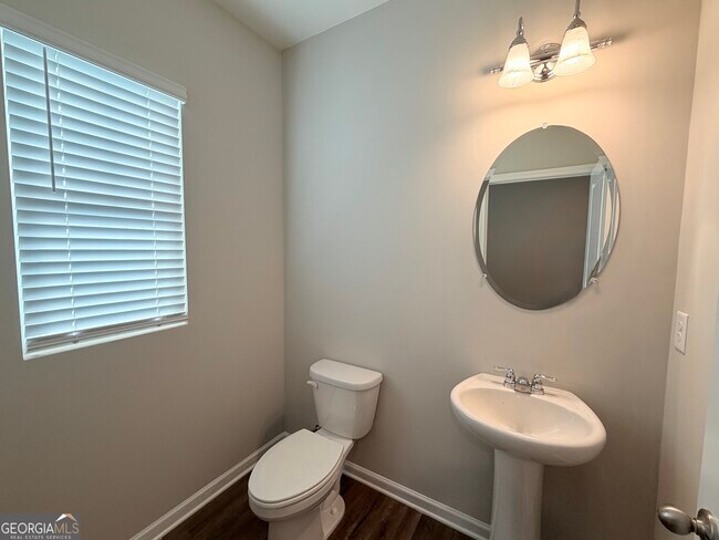 Building Photo - 301 Pescara Ct