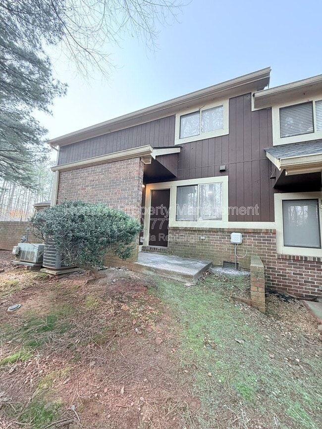 Building Photo - 11 Country Pl Ct