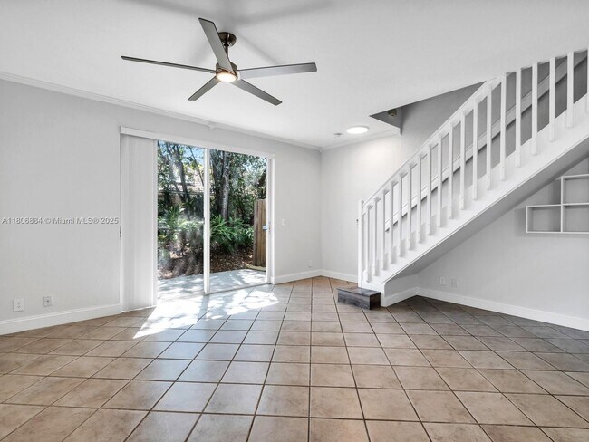 Building Photo - 2094 Hacienda Terrace