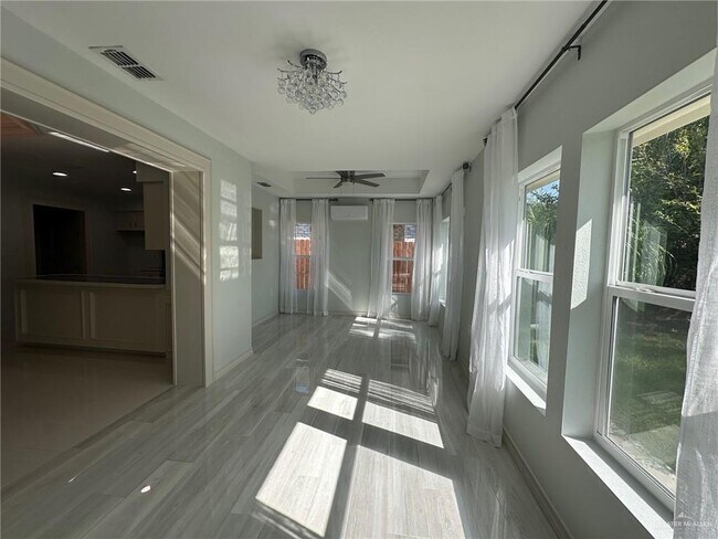 Building Photo - 23 N St