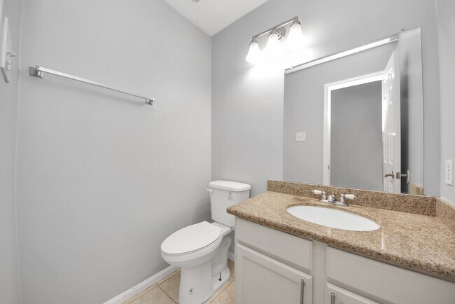 Building Photo - 16006 Autumn Falls Ln
