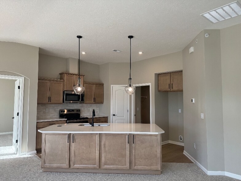 Building Photo - 510 Glenhaven Wy