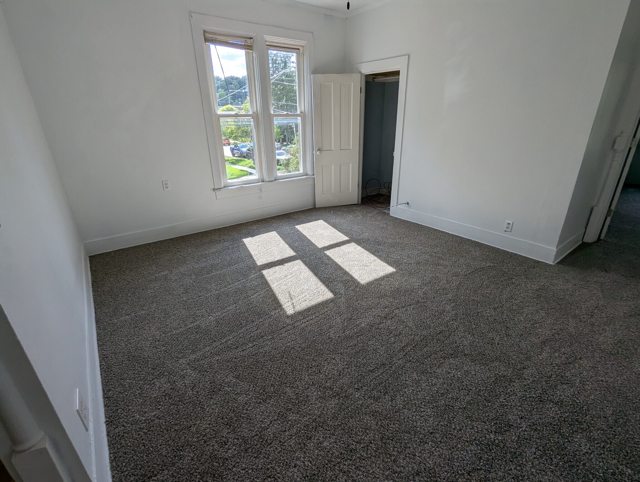 Living Room - 18 Madison St