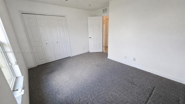 Building Photo - 547 High Hawk Cir