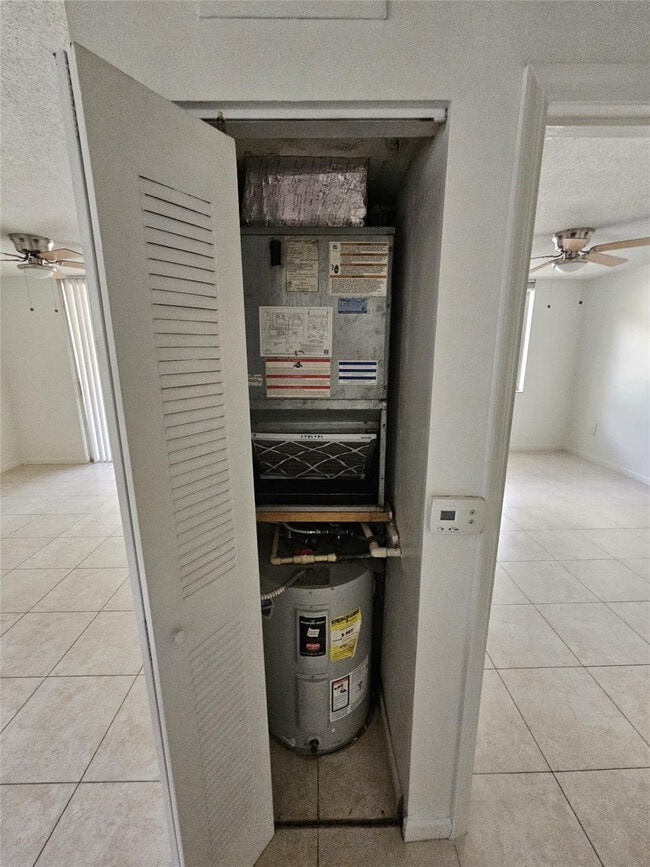 Building Photo - 12172 St.Andrews Pl